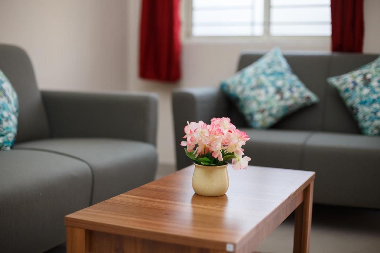 Misty Meridian Serviced Apartments Бангалор Екстериор снимка