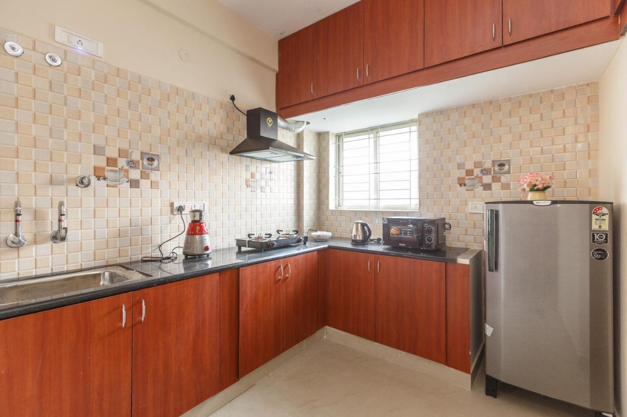 Misty Meridian Serviced Apartments Бангалор Екстериор снимка