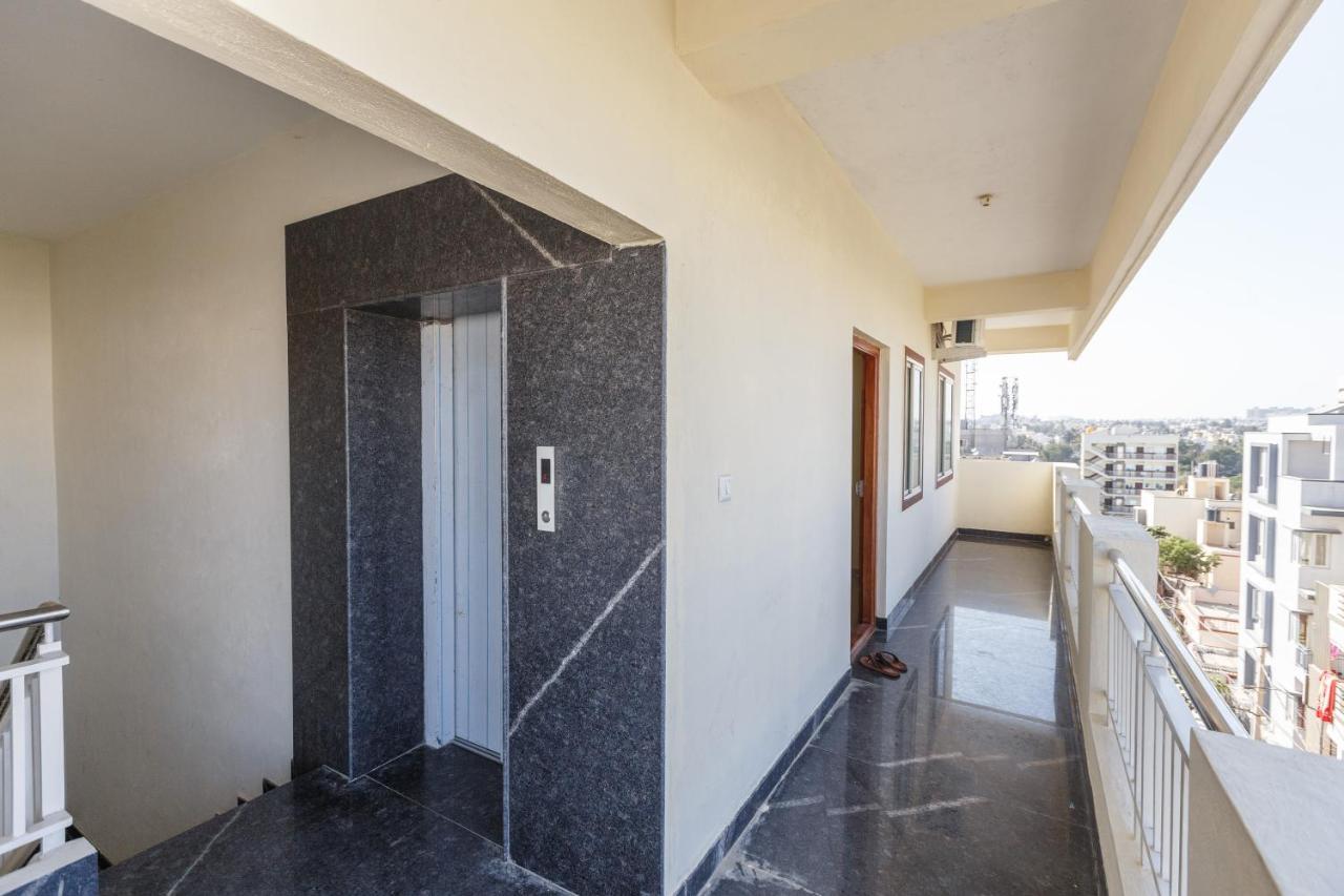 Misty Meridian Serviced Apartments Бангалор Екстериор снимка
