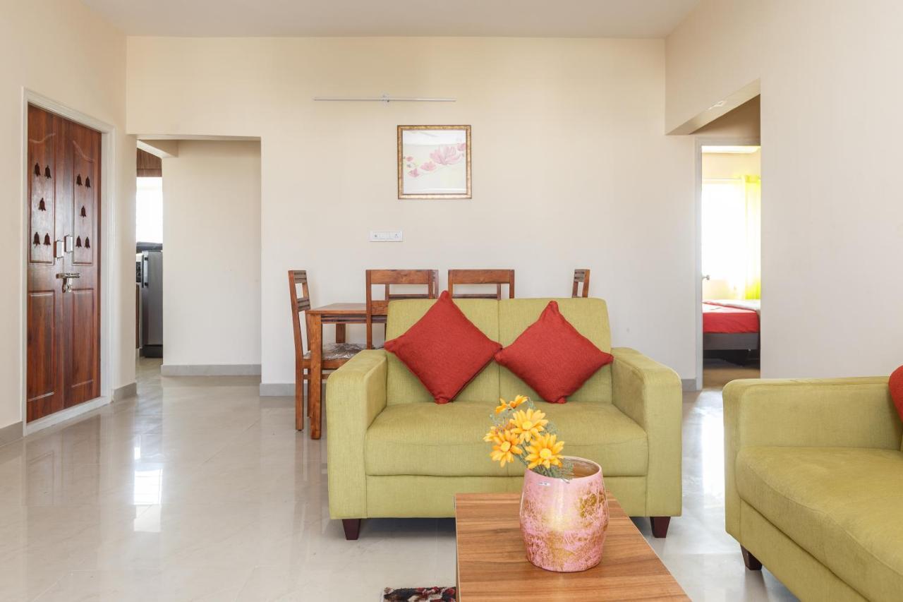 Misty Meridian Serviced Apartments Бангалор Екстериор снимка